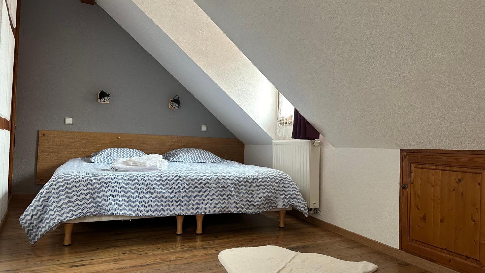 Les Gites De La Poterne Rouffach Bagian luar foto